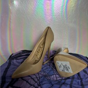 am Edelman Danna Pointed Toe Heels Size 7.5